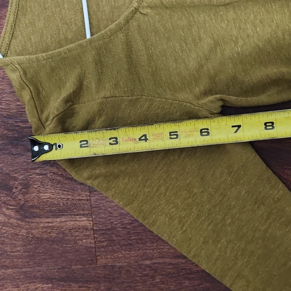 3/$20 Lavin Long Sleevs for Women - Picture 3 of 4